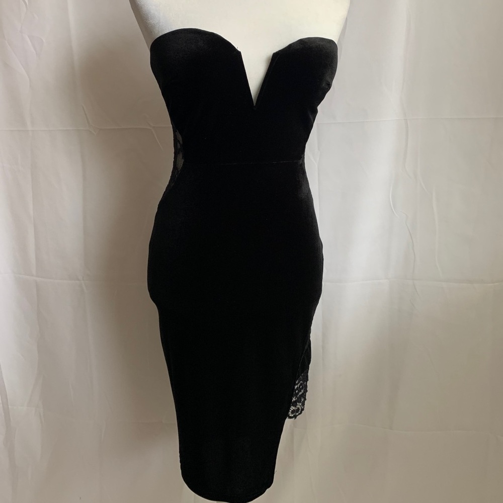 Black lace+velvet dress